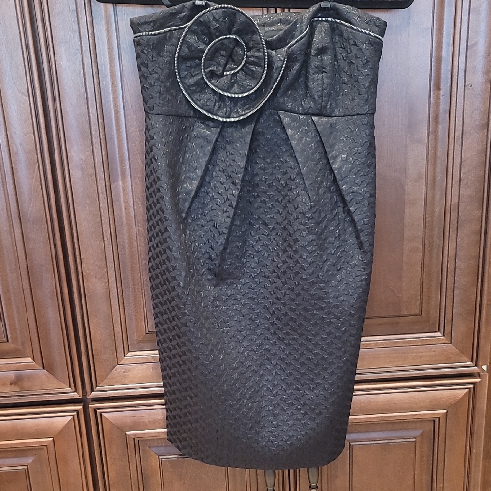 Aqua Elegant Black Strapless Dress